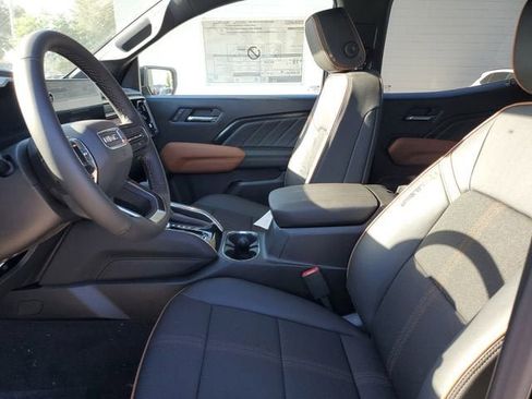 New 2026 GMC Canyon AT4 AWD/4WD image 19