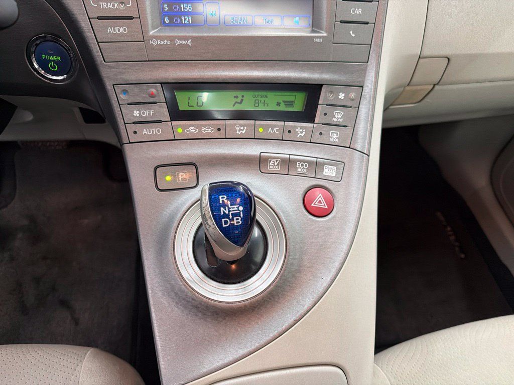 Used 2012 Toyota Prius Three w/ Solar Roof Pkg FWD image 16