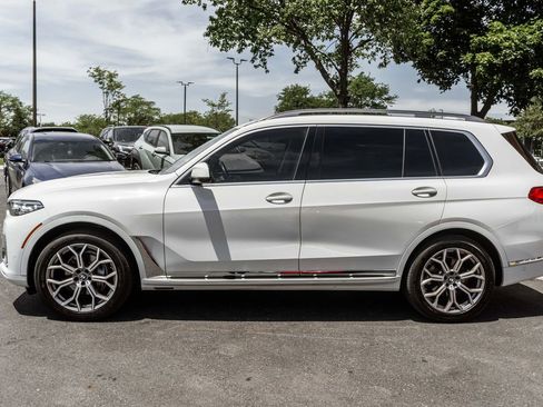 Used 2022 BMW X7 xDrive40i w/ Executive Package AWD/4WD image 46