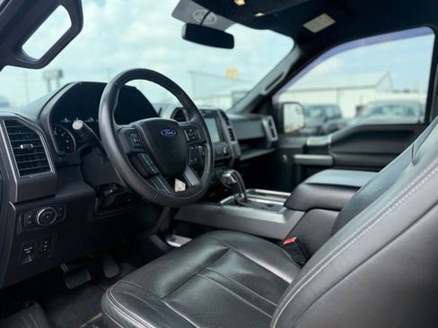 Used 2018 Ford F150 XLT w/ Equipment Group 302A Luxury image 7