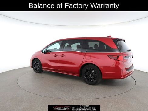 Used 2025 Honda Odyssey Sport-L image 10