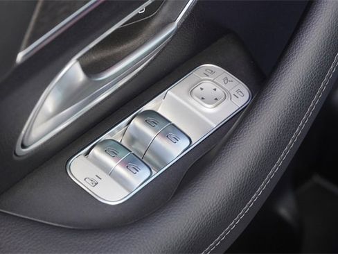 Used 2025 Mercedes-Benz GLS 450 4MATIC image 24