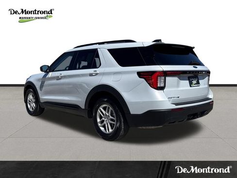 New 2026 Ford Explorer Active RWD image 7