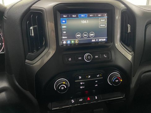 Used 2021 Chevrolet Silverado 1500 Custom Trail Boss w/ Realtree Special Edition image 34