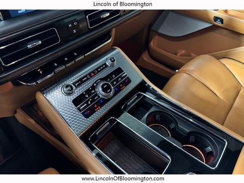 Certified 2023 Lincoln Aviator Black Label w/ Jet Package image 36