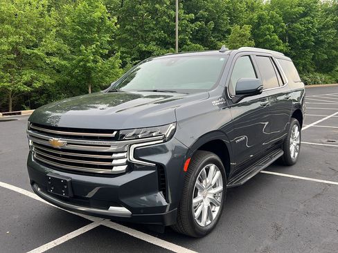 Used 2021 Chevrolet Tahoe High Country AWD/4WD image 1