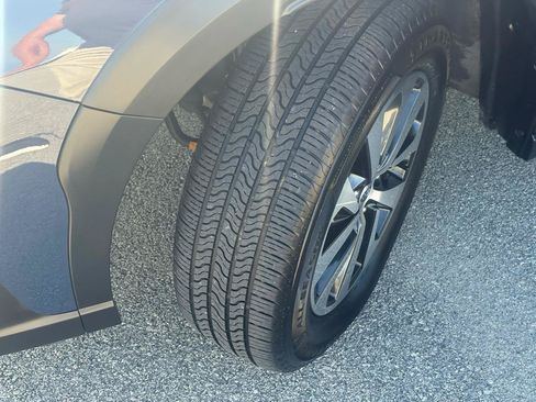 Used 2023 Subaru Outback Premium AWD/4WD image 55