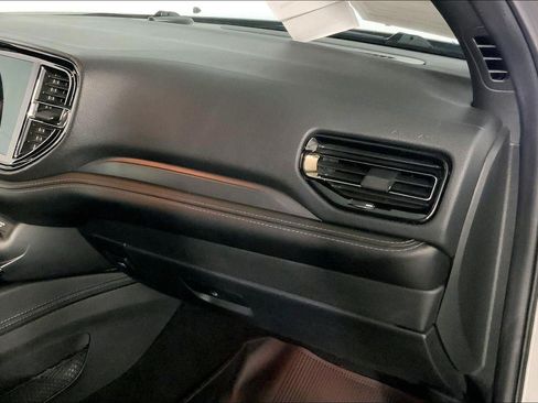 Used 2021 Dodge Durango GT AWD/4WD image 16