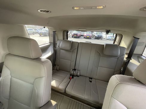 Used 2019 Chevrolet Tahoe Premier image 32