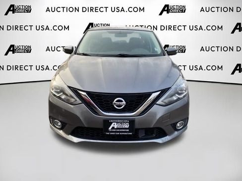Used 2019 Nissan Sentra SR FWD image 2