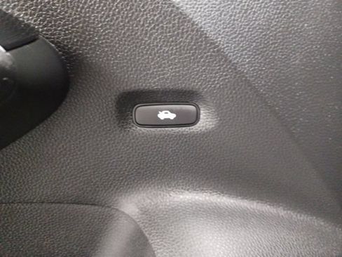 Used 2025 Honda Civic Sport image 14
