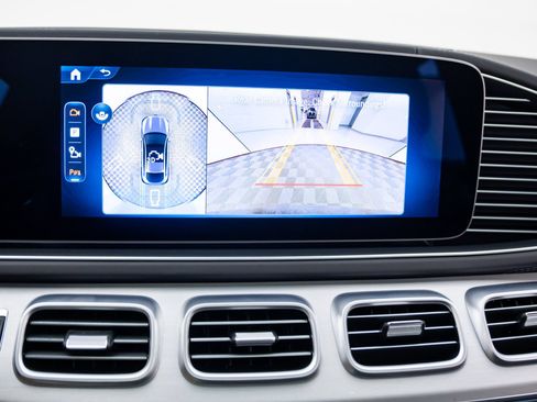 Used 2025 Mercedes-Benz GLE 63 AMG S image 26