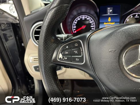 Used 2018 Mercedes-Benz C 300 Sedan w/ Premium Package image 35