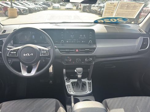 Used 2026 Kia Seltos LX AWD/4WD image 14