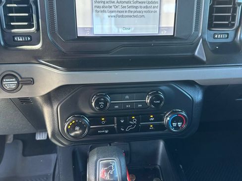 Used 2023 Ford Bronco 2-Door AWD/4WD image 2