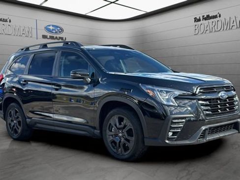 Used 2023 Subaru Ascent Onyx Edition AWD/4WD image 2