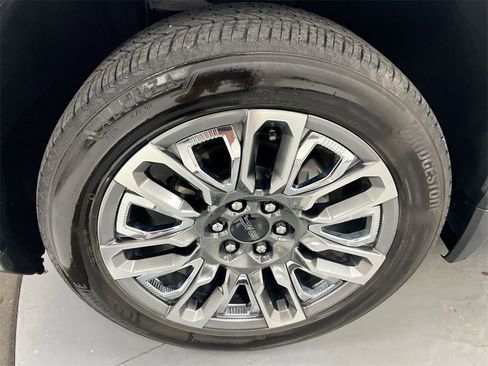 Used 2024 GMC Sierra 1500 Denali Ultimate image 27