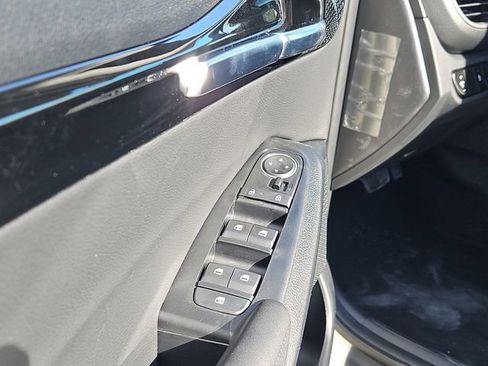 New 2026 Kia Seltos S image 13