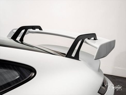 Used 2022 Porsche 911 GT3 RWD image 8