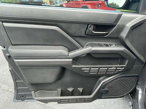 Used 2024 Toyota Tacoma SR5 w/ SR5 Upgrade Package image 18