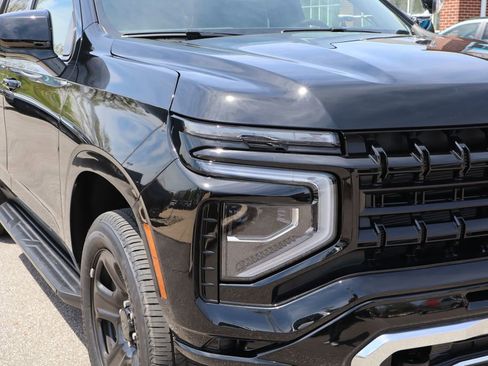 New 2025 Chevrolet Tahoe 4WD image 2