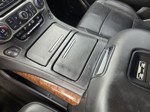 Used 2016 Chevrolet Tahoe LTZ RWD image 18