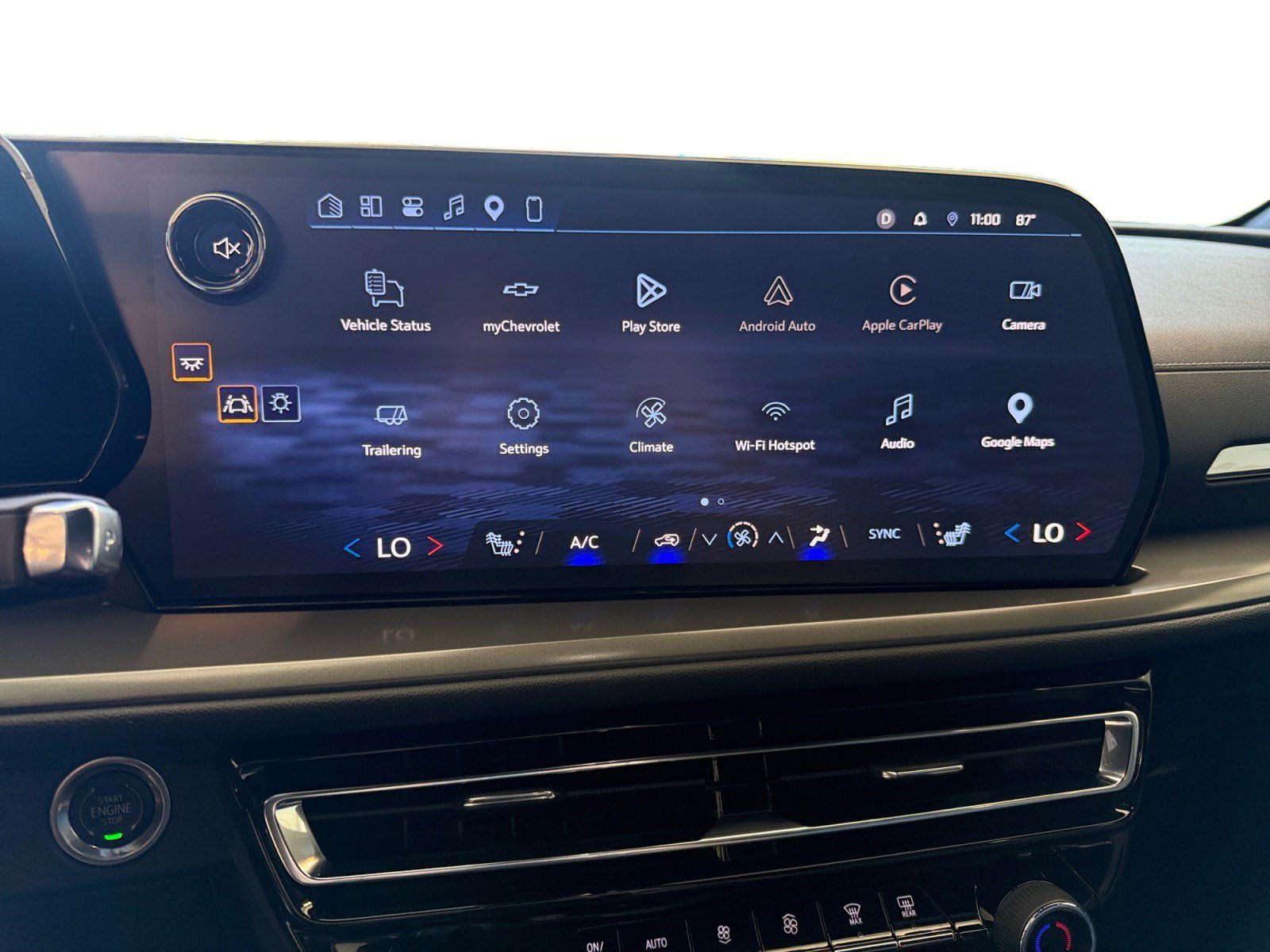 Used 2026 Chevrolet Traverse LT FWD image 27