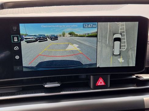 New 2026 Kia Carnival SX Prestige FWD image 9
