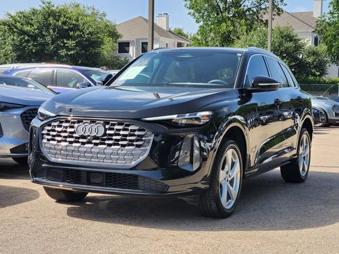 Certified 2025 Audi Q5 Premium Plus w/ Premium Plus AWD/4WD image 6
