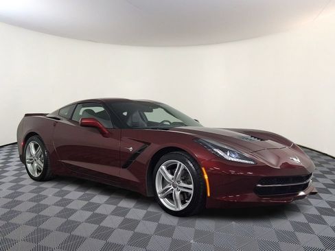 Used 2016 Chevrolet Corvette Stingray Coupe RWD image 1