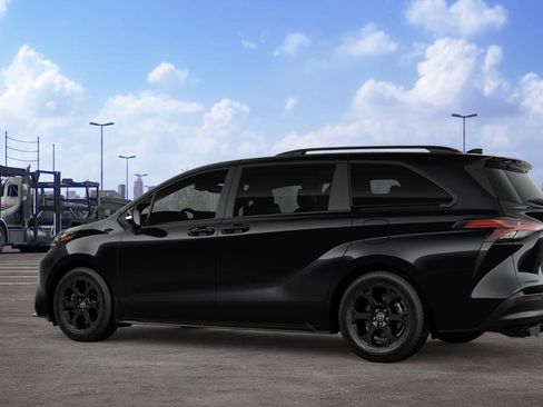 New 2026 Toyota Sienna XLE Woodland Edition AWD/4WD image 7
