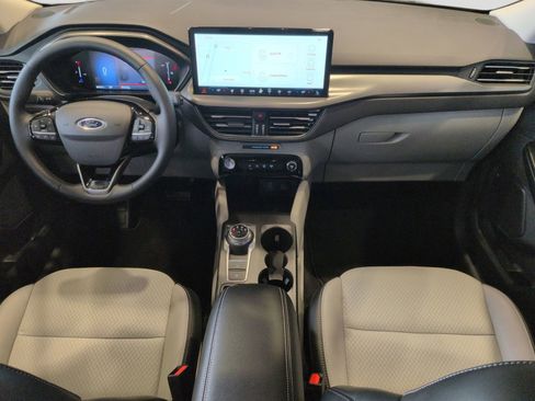 Certified 2025 Ford Escape SE FWD image 18