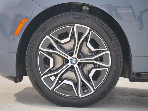 New 2026 BMW iX xDrive45 w/ Premium Package image 5