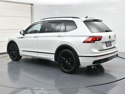 Certified 2022 Volkswagen Tiguan SE R-Line AWD/4WD image 27