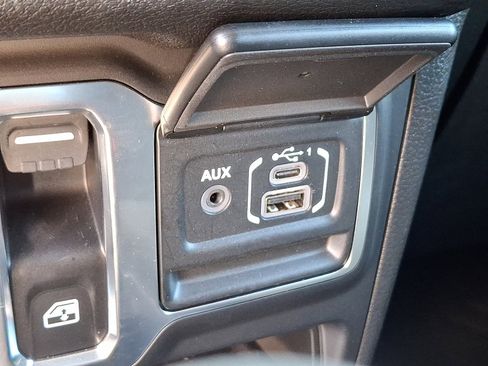 Certified 2025 Jeep Wrangler Sport image 23