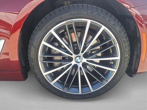Used 2023 BMW 530i RWD image 21