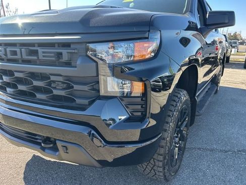 New 2026 Chevrolet Silverado 1500 Custom Trail Boss w/ Midnight Edition image 9