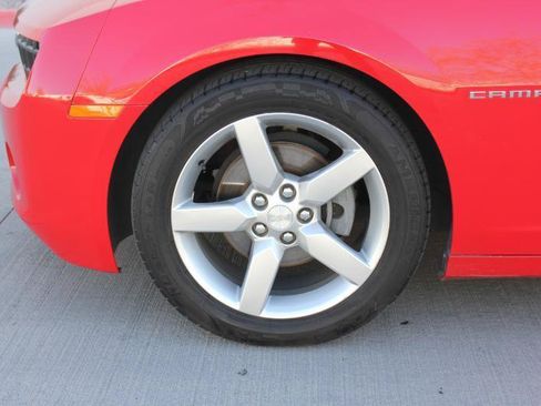 Used 2011 Chevrolet Camaro LT RWD image 33