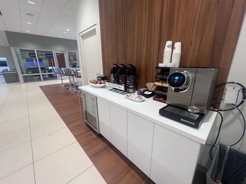 Certified 2025 Volvo XC90 B6 Plus w/ Protection Package Premier image 5