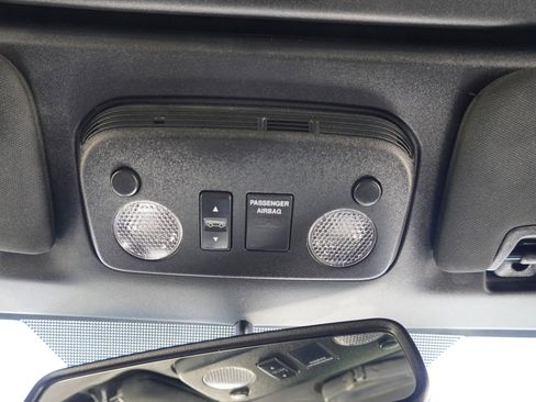 Used 2017 Ford Mustang Premium image 38
