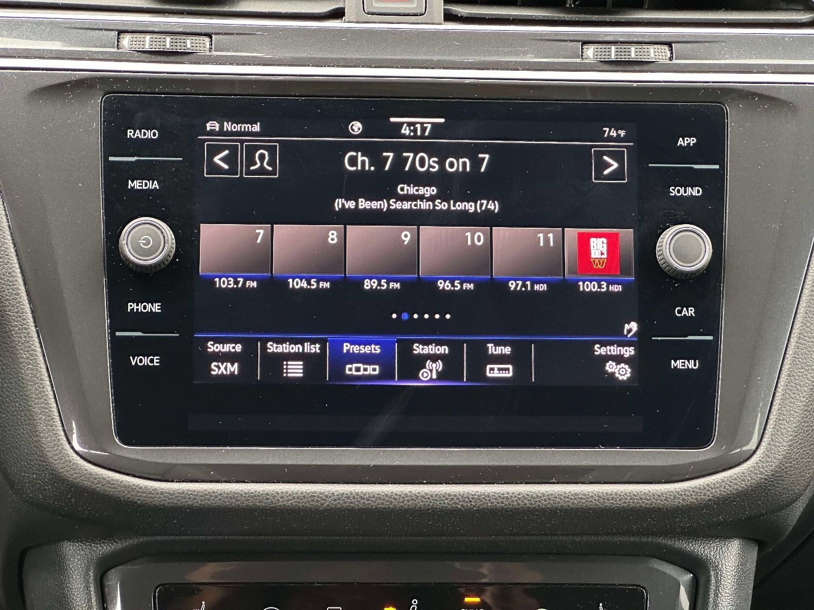 Certified 2024 Volkswagen Tiguan SE R-Line AWD/4WD image 19