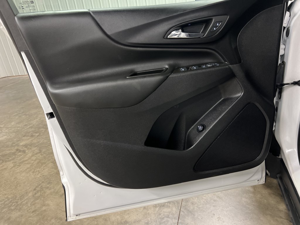 Certified 2024 Chevrolet Equinox LT AWD/4WD image 26