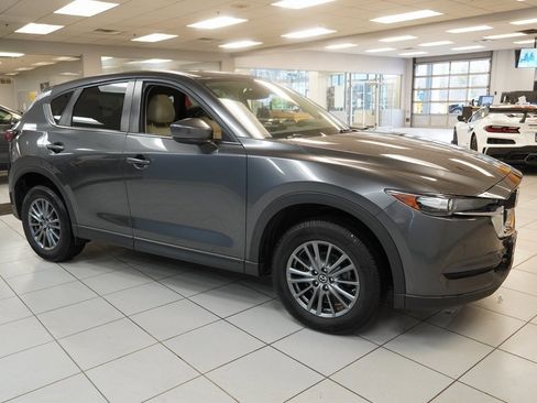 Used 2017 MAZDA CX-5 Touring w/ Preferred Equipment Package image 15