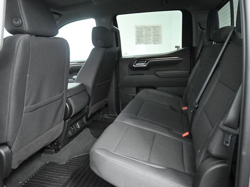 New 2026 GMC Sierra 1500 SLE w/ X31 Off-Road Package image 15