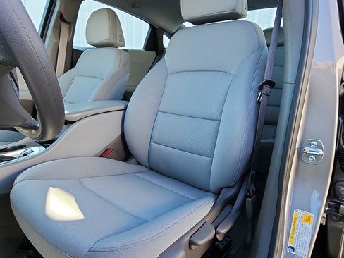 Used 2025 Chevrolet Malibu LS image 21