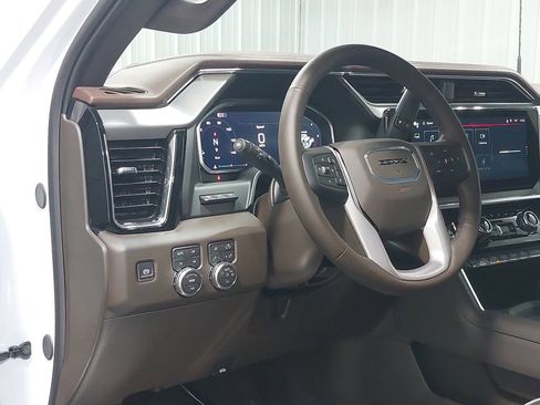 New 2026 GMC Sierra 3500 Denali w/ Denali Reserve Package image 16