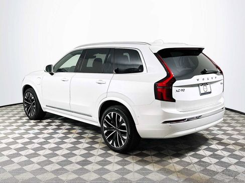 New 2026 Volvo XC90 T8 Plus image 5