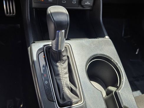 Used 2025 Honda Civic Sport image 20