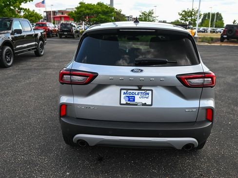 Used 2023 Ford Escape Active w/ Tech Pack #2 AWD/4WD image 6