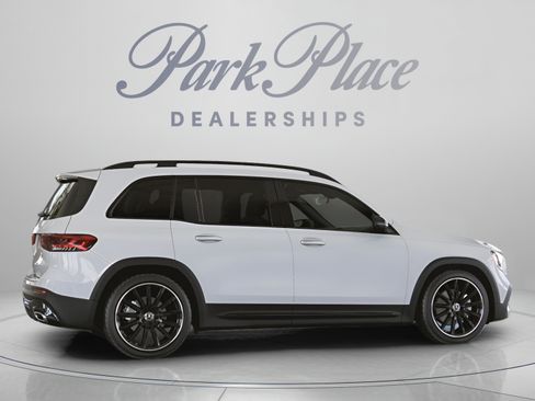 Certified 2023 Mercedes-Benz GLB 250 image 24